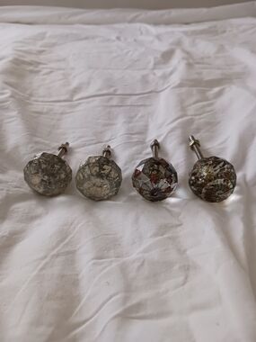 Set of 4 Vintage Style Knobs